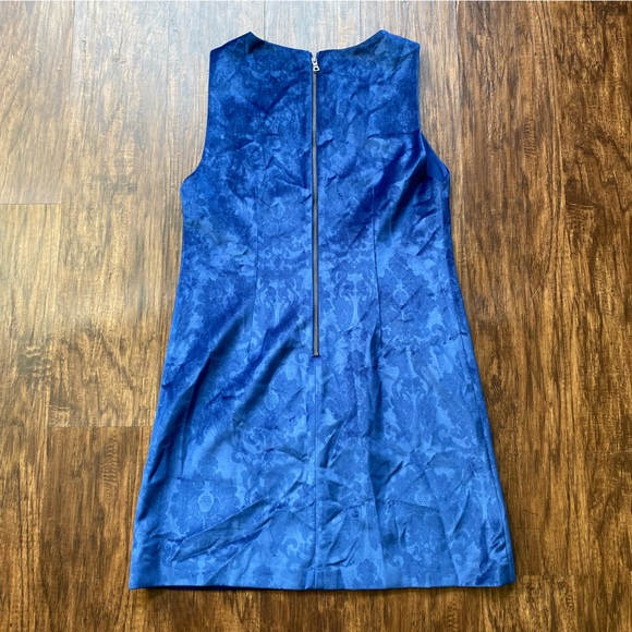 Alice + Olivia Clyde Jacquard Printed Velvet Mini Dress - Picture 4 of 6